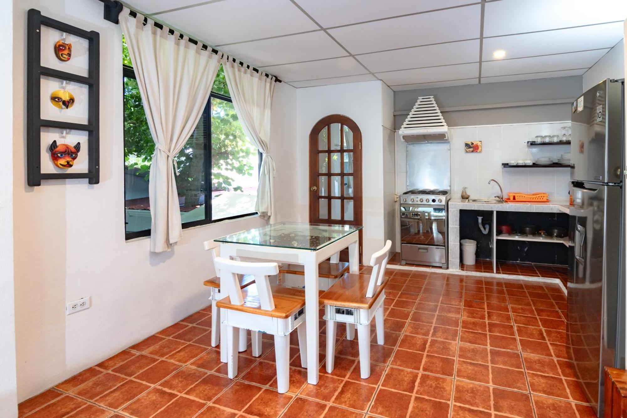 La K-Leta Boutique Guesthouse Puerto Ayora  Exterior foto
